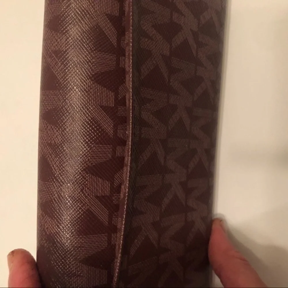 Michael kors burgundy red wallet logo
